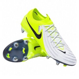 Nike Phantom Football Boot